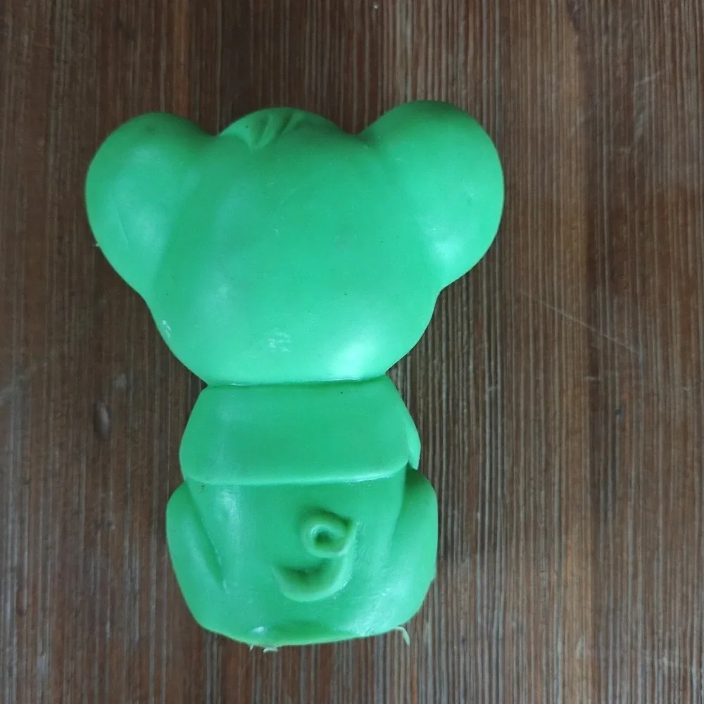 Reliance Products Corporation vintage green